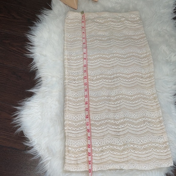 Willow & Clay Lace Midi Skirt - Picture 4 of 5